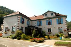 La Mairie de Gières Vue de la Mairie entrée principale