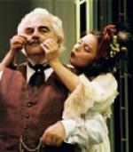 Théâtre : "mais, n'te promène donc pas toute nue!"