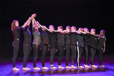 ... l'atelier danse du collège Le Chamandier...